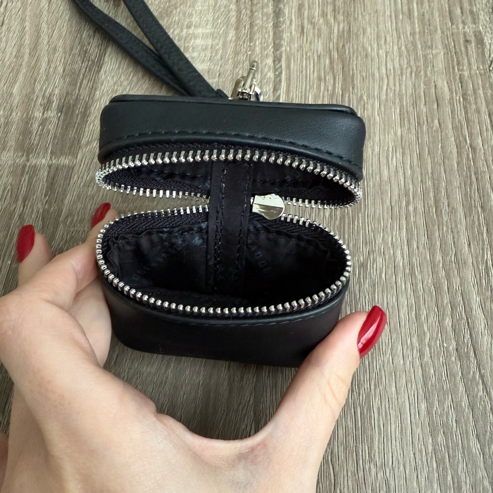 New Steve Madden mini coin purse - Picture 6 of 6